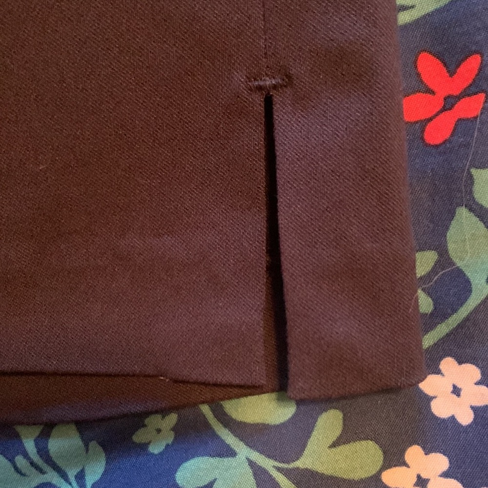 Michael Kors Capri Pants - Picture 3 of 6